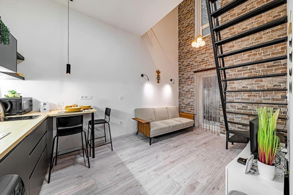 Chic Loft Bp: Industrial Gem Apartman Budapest Kültér fotó