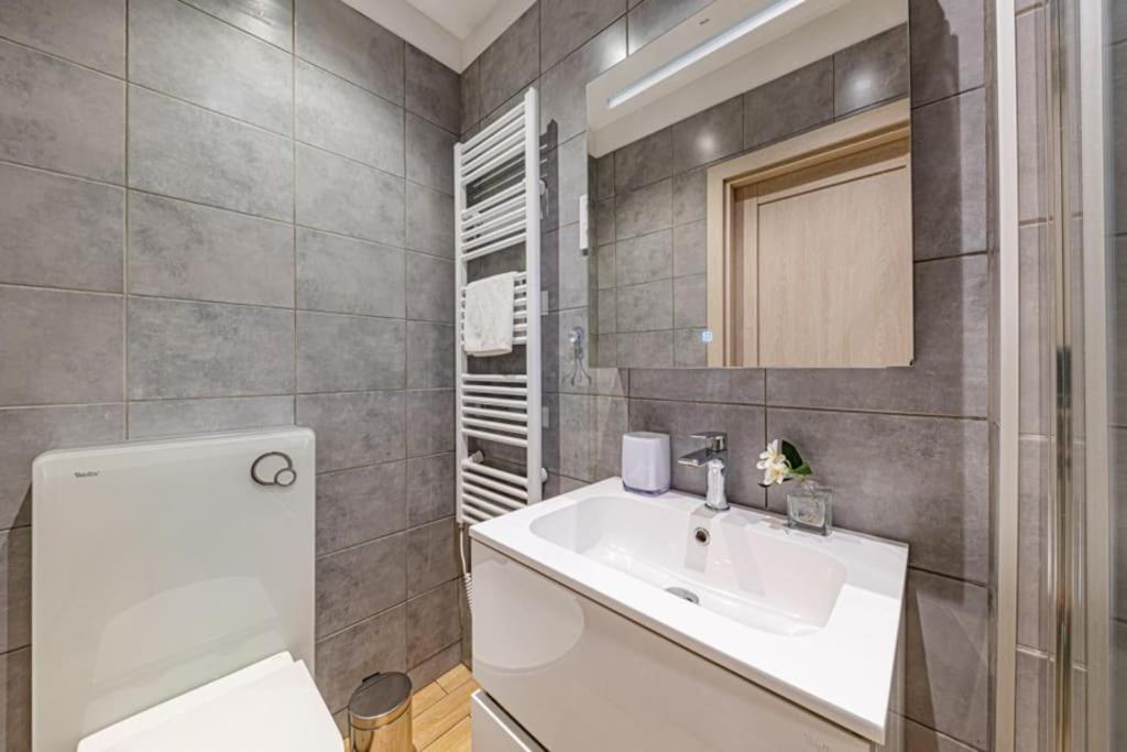 Chic Loft Bp: Industrial Gem Apartman Budapest Kültér fotó